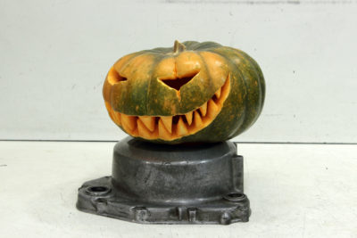 Jack o'lantern pumpkin for Garage Halloween 