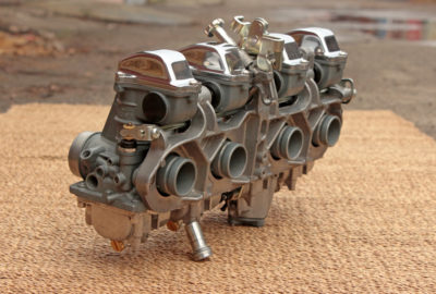 Kawasaki KZ650 cafe-racer carburetors. Mikuni VM24/VM24SS